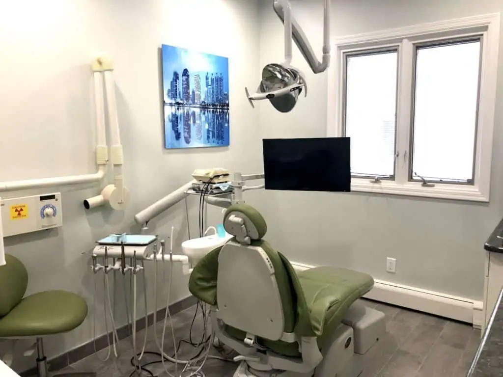 Dr. Nicholas A. Mattia's Office Dental Chair 1